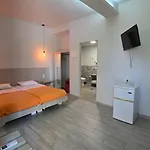 Ianos Bay 3*